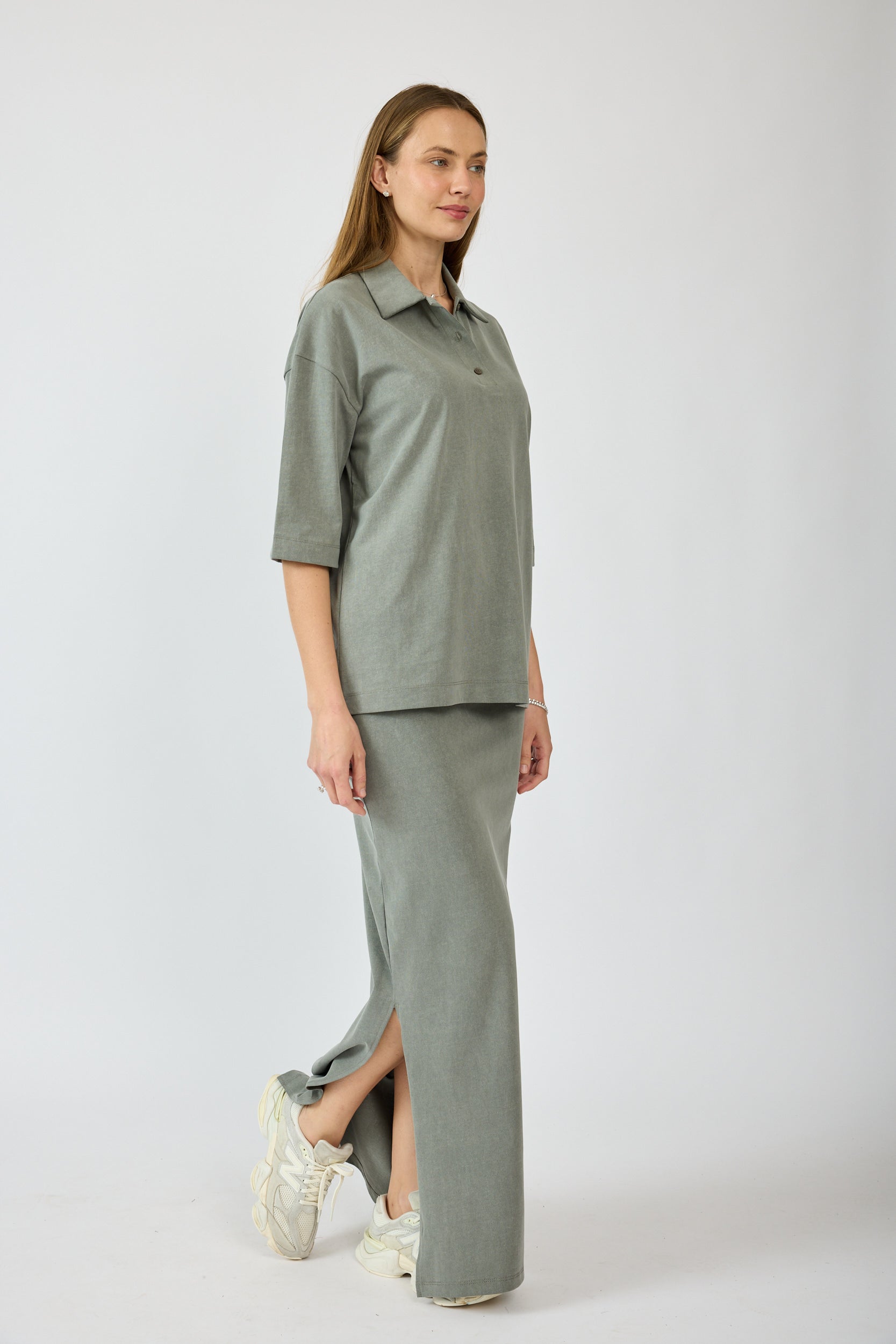 חצאית פיגמנט מקסי + שסע