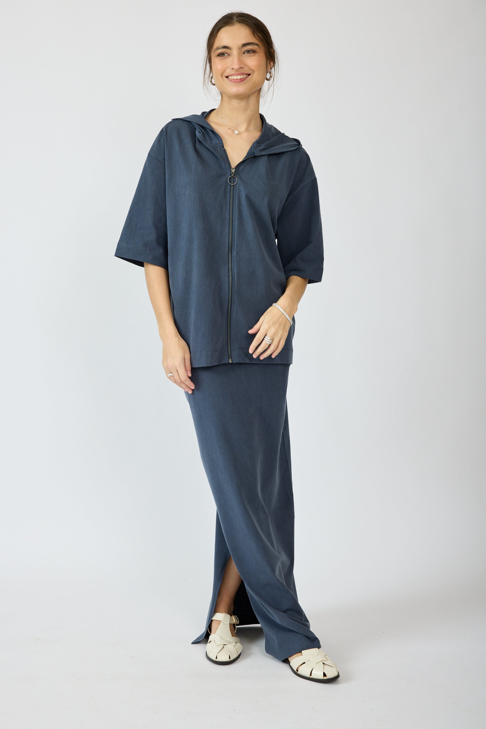 חולצת קפוצ'ון פיגמנט שרוול 3/4