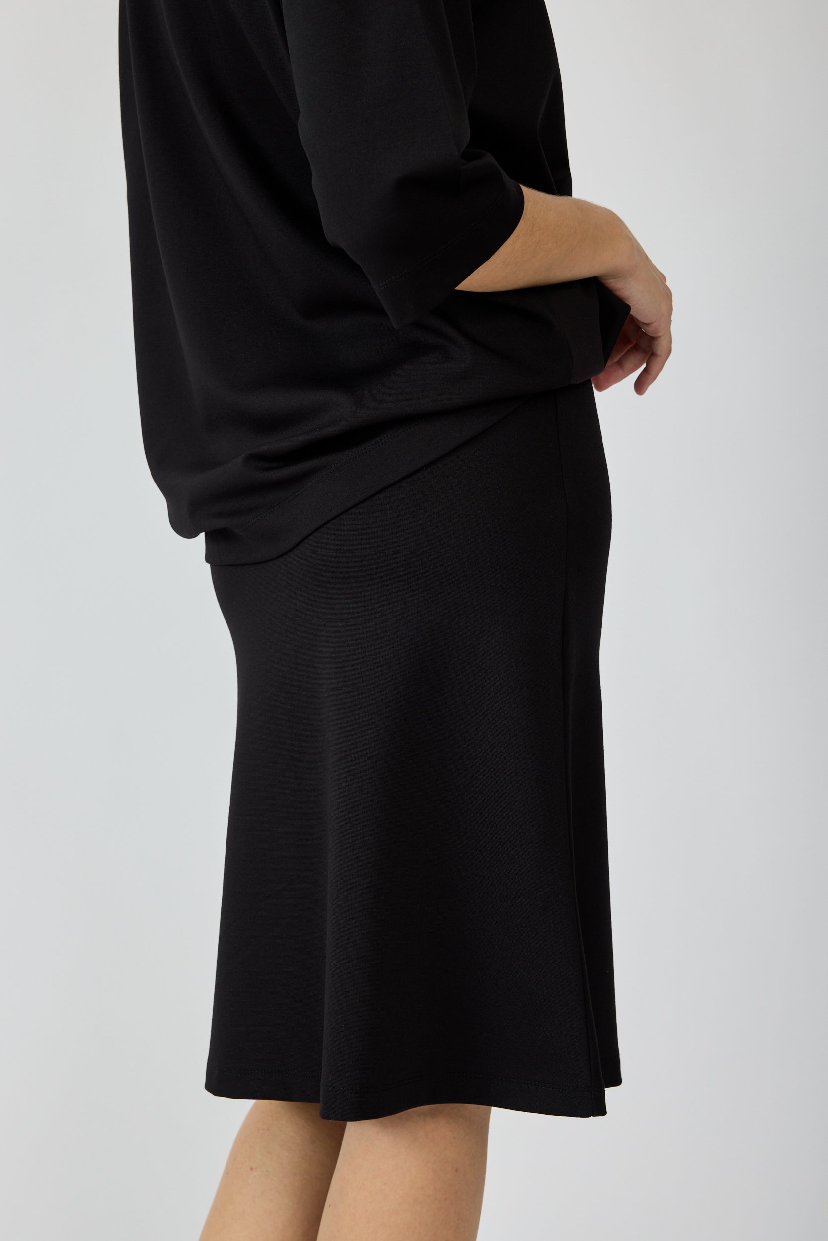 חצאית ג'רסי SHORT