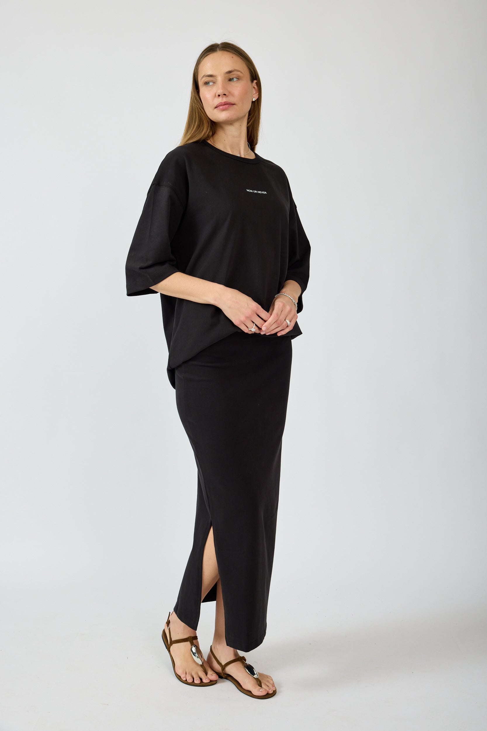 חצאית רוגבי 3/4+ שסע